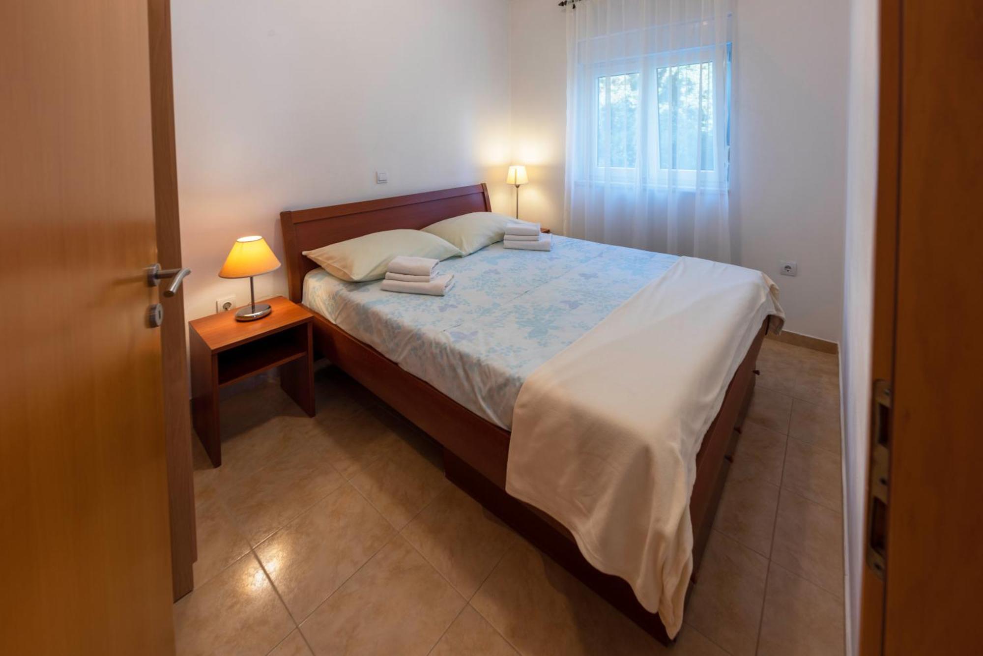 Apartment Anamaria With Seaview Petrcane Exterior photo