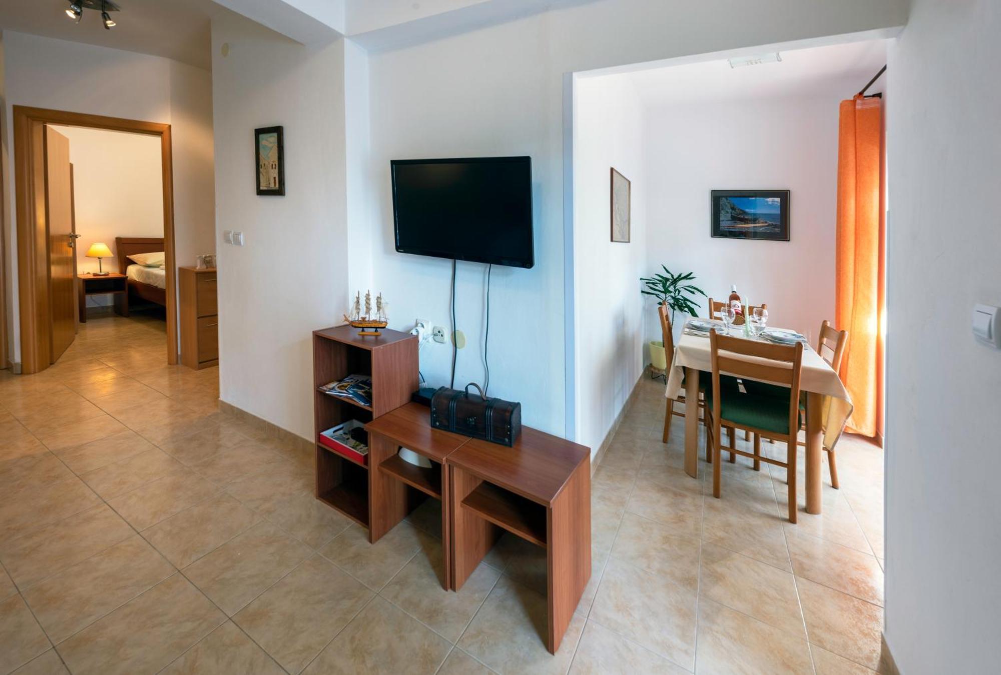 Apartment Anamaria With Seaview Petrcane Exterior photo